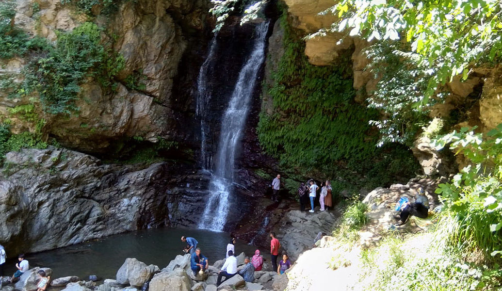 doodvazan-waterfall 4 آبشار دودوزن تا تهران 5ساعت وتا رشت 2ساعت فاصله دارد