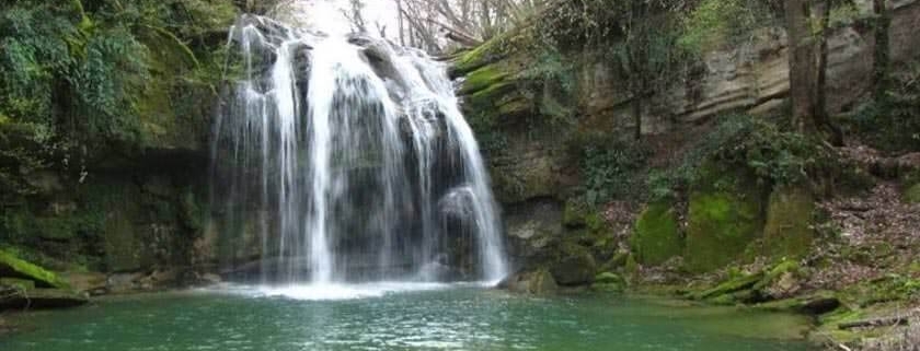 آبشار هفت چشمه جاده چالوس