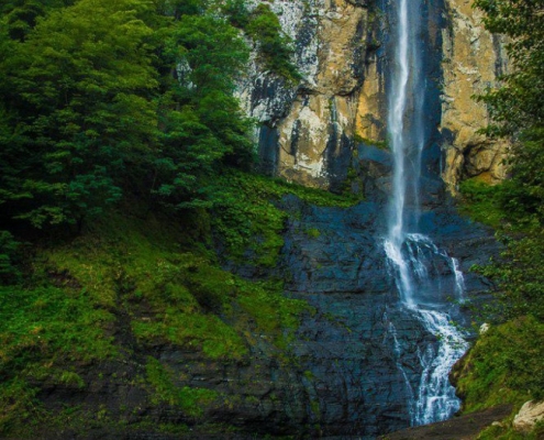 laton waterfall3 آبشار لاتون آستارا در روستای لوندویل