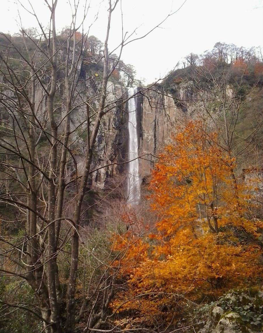 laton waterfall6 آبشار لاتون گیلان آستارا در پاییز