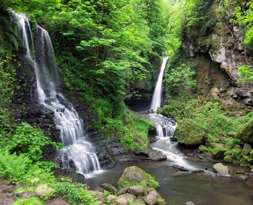 آبشار دوقلو حویق