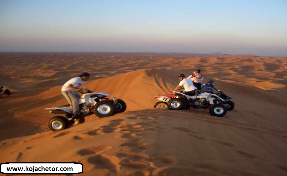 موتور سواری از تفریحات کویر قوم تپه