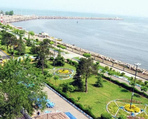 anzali-blvd-park بلوار ساحلی انزلی در بهار