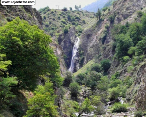 عکس آبشار اکاپل در کلاردشت