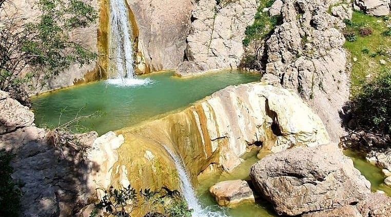 آبشار پای طوف