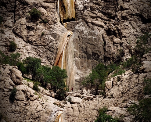 آبشار پای طوف