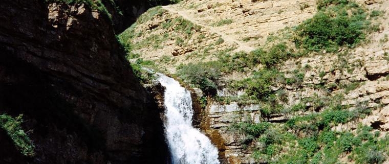 قسمت بالای آبشار مران
