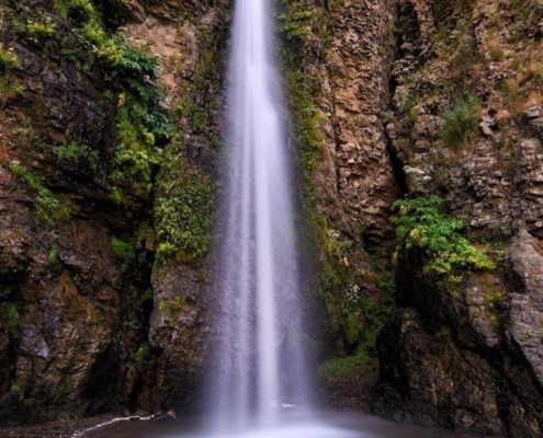 karkari waterfall 1 آبشار کرکری مشگین شهر اردبیل 25متر ارتفاع دارد