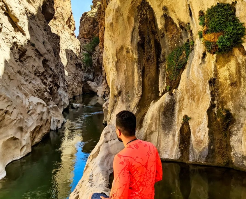 تنگه لی لی لرستان