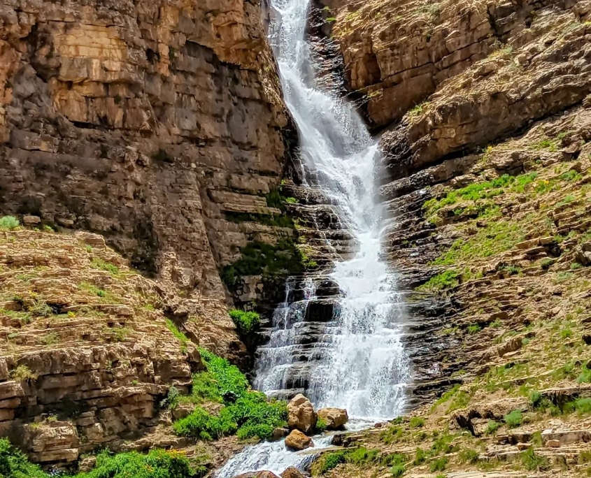 Siah Cheshman Waterfall-7 آبشار سیاه چشمان در روستای دلیر چالوس