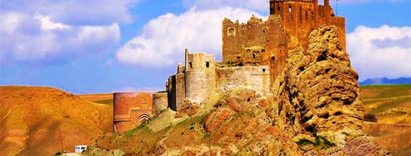 عکس قلعه الموت حسن صباح در نزدیکی شهر قزوین