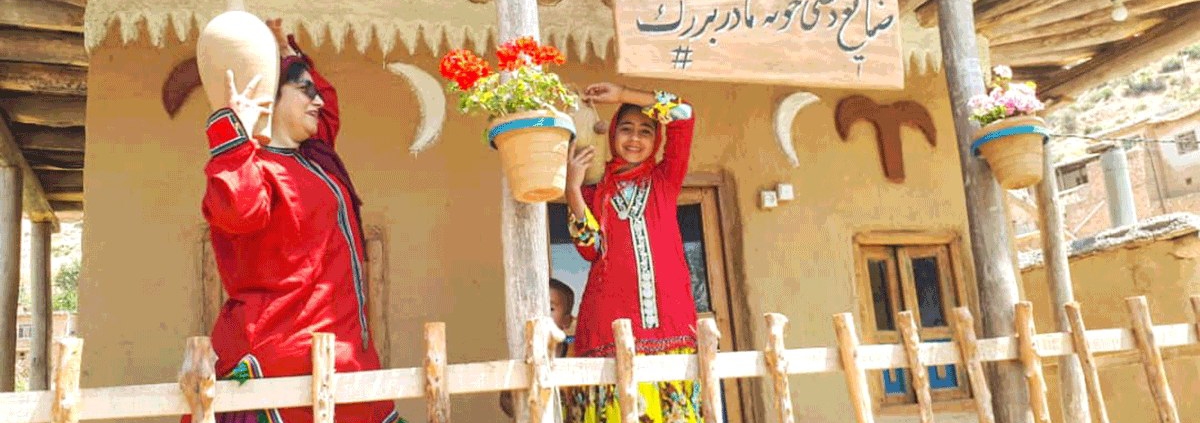 اگر به روستای فارسیان قانچی آزادشهر آمدید از سوغات و صنایع دستی این منطقه دیدن کنید