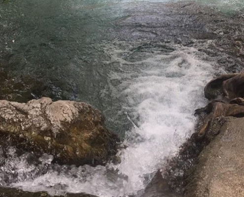 khomedeh-Hot-spring چشمه آب معدنی خمده در 120 کیلومتری تهران