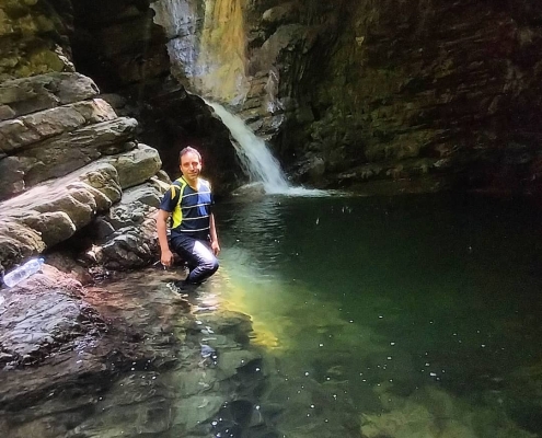 آبشار ماهی مشو در لنگرود گیلان