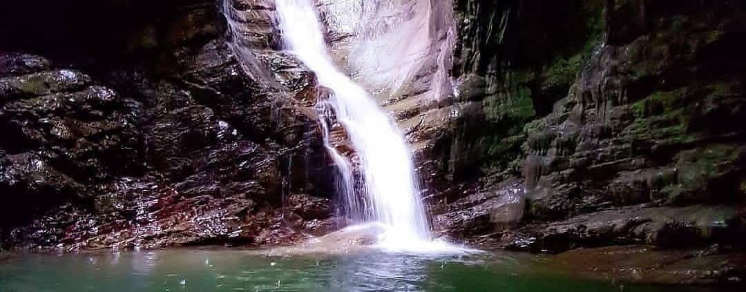 آبشار ماهی مشو