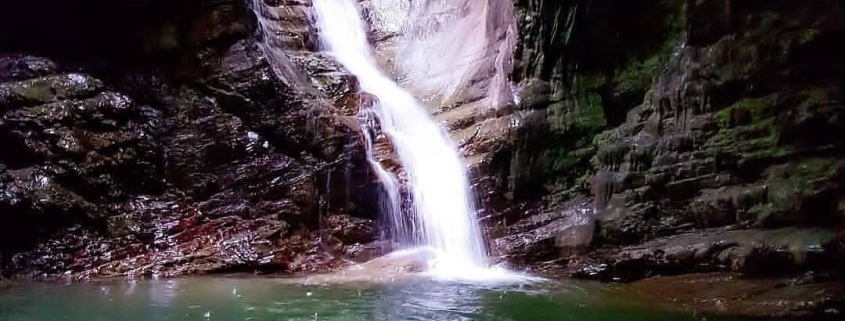 آبشار ماهی مشو