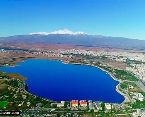 دریاچه شورابیل از نمای بالا