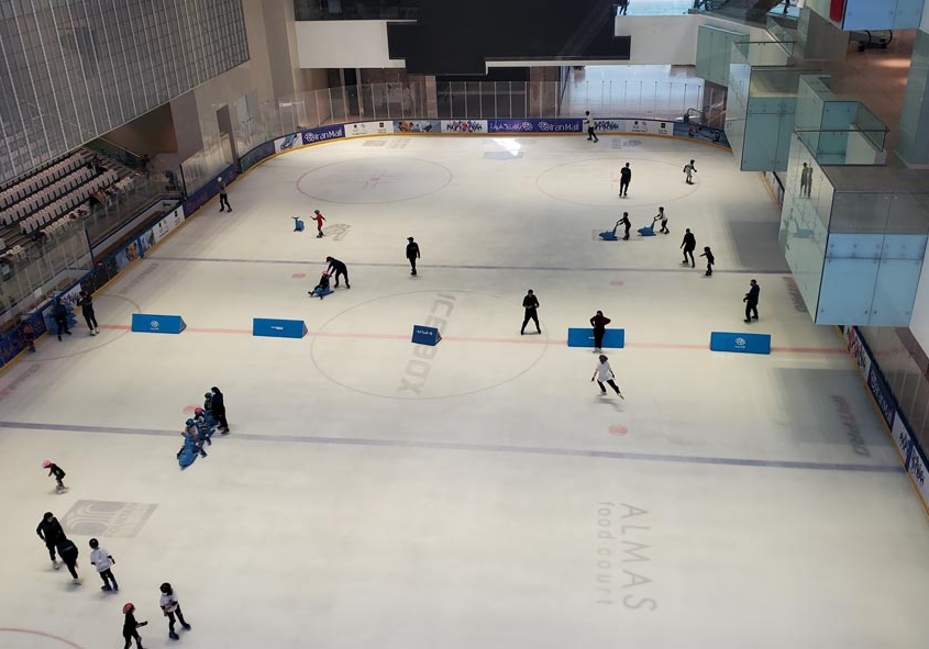 اسکی روی یخ در ایران مال