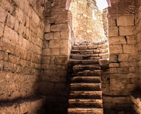 Takht-e-Soleyman-5 زندان تخت سلیمان