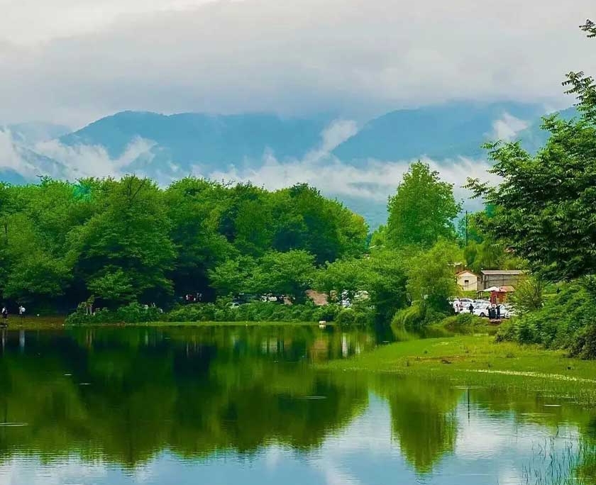 دریاچه عروس حلیمه جان در استان گیلان