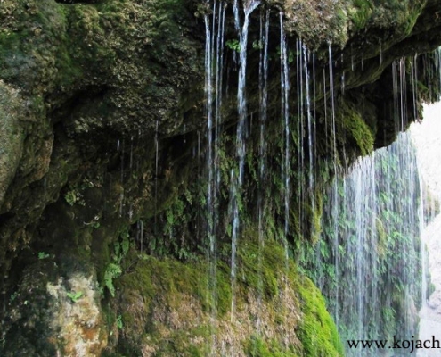 asiab-kharabeh-waterfall-2 آبشار آسیاب خرابه جلفا