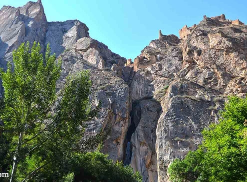 shahan-dasht-waterfall-2 آبشار شاهاندشت از نمای دور