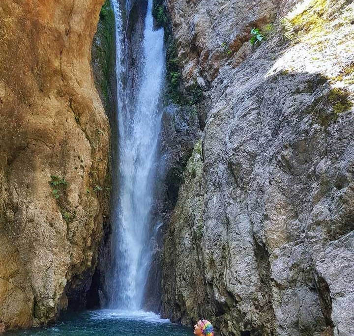 آبشار شیوا دره نوشهر