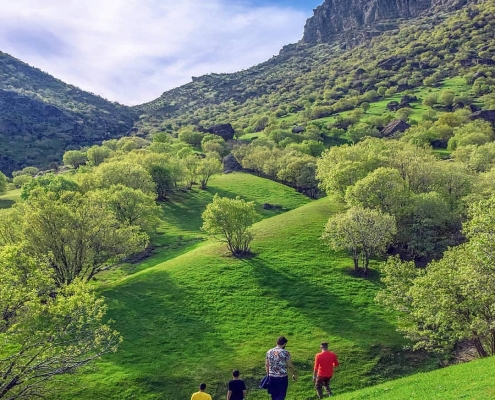 طبیعت دره تخت چو لرستان