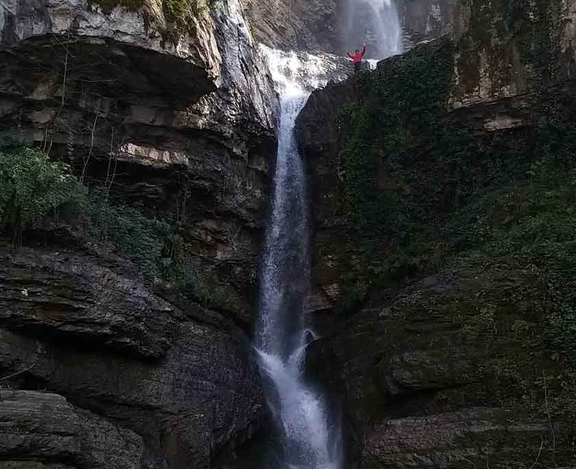 Owtereh-waterfall-1 آبشار اوتره کجاست
