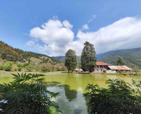 روستای استخرگاه کجاست