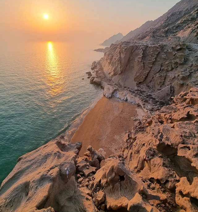 gardaneh-oshagh-3 غروب گردنه عشاق بندر مقام