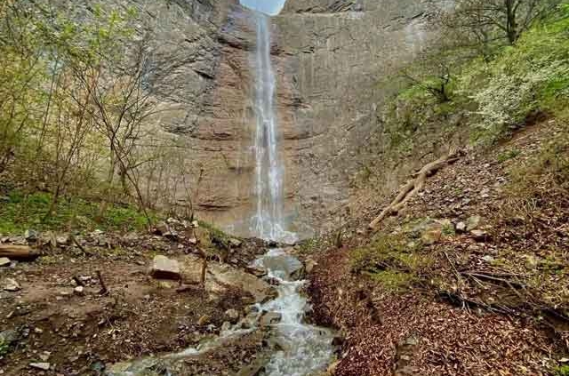 آبشار زانوس نوشهر