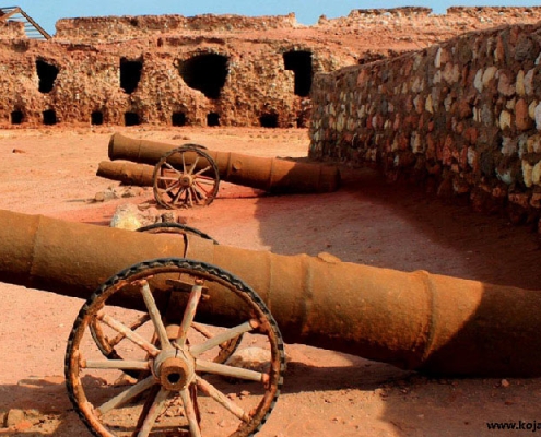 Portuguese-castle-1 قلعه پرتغالی ها در هرمز بندرعباس