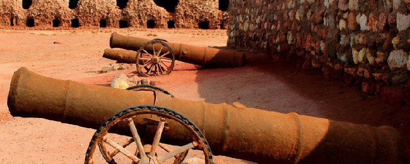 قلعه پرتغالی ها در هرمز بندرعباس