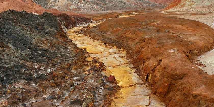 رودخانه طلایی هرمز