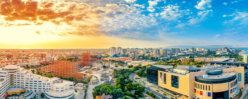 نمای بیرونی ساختمان میکامال کیش