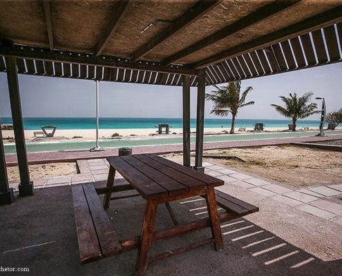 simorgh-beach-park-2 آلاچیق ها و محل هایی برای پیکنیک و کمپینگ در پارک ساحلی سیمرغ کیش