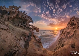 غروب دره مجسمه ها در جزیره هرمز