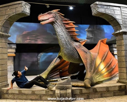 اژدها و دایناسورها در تم پارک سنتر کیش