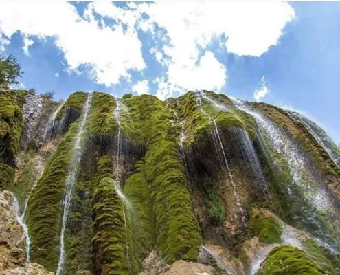 آبشار پونه زار فریدون شهر در اصفهان