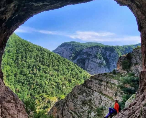 غار دربند رشی کجاست