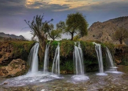 تصویر زیبای آبشار آرپناه لالی