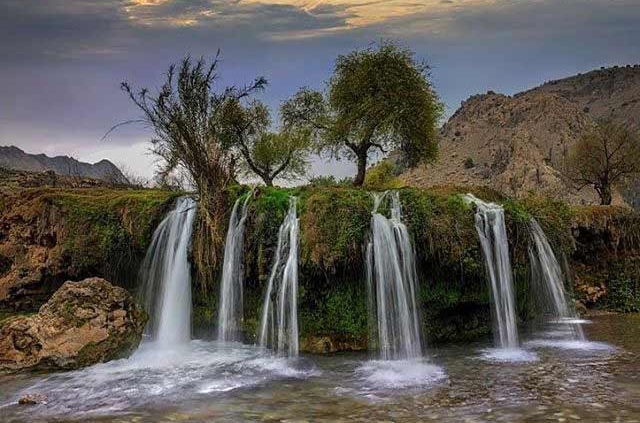 تصویر زیبای آبشار آرپناه لالی