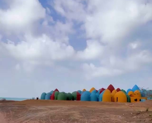 ساحل اقامتگاه ماجرا