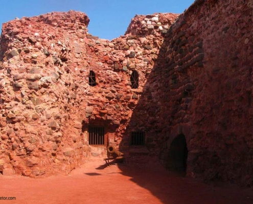 دره پرتغالی ها جزیره کیش