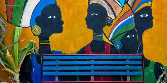 کوچه زیبا و رنگی ننه معصومه در بوشهر