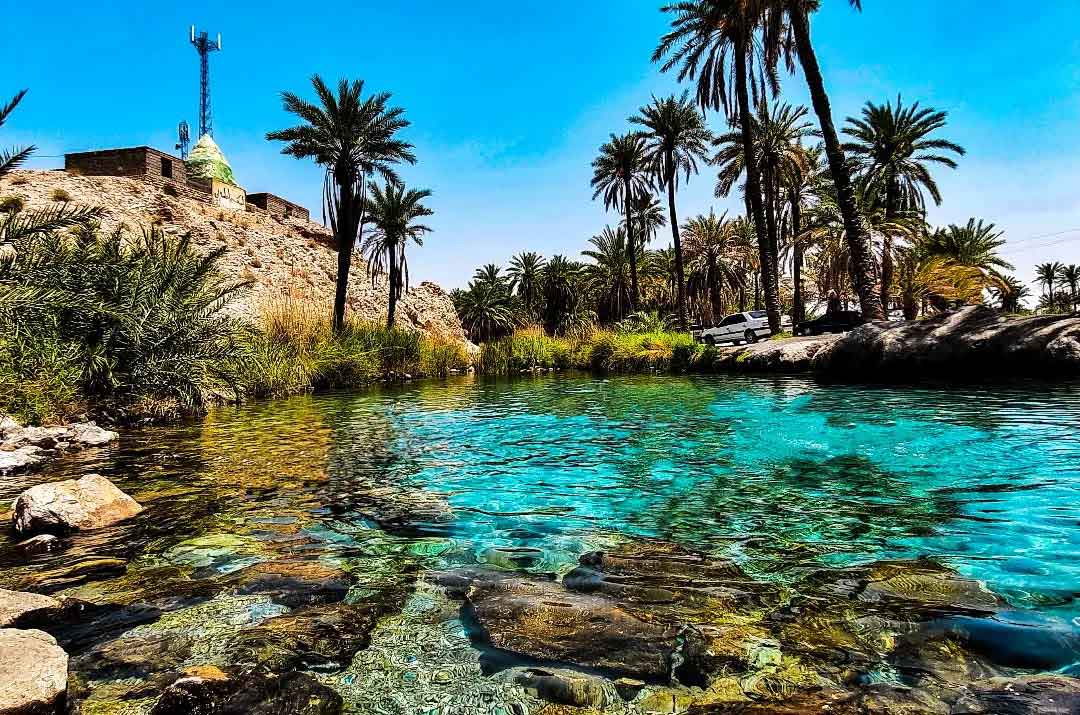 چشمه سبز پوشان