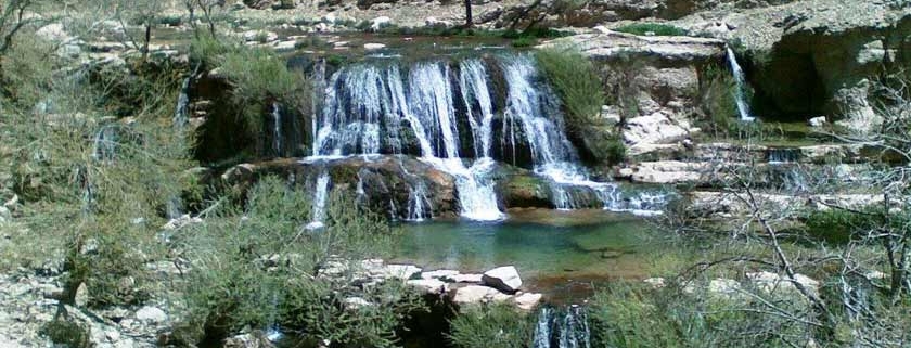 آبشار آفرینه در فصل بهار