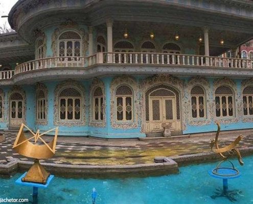 time-museum-4 حیاط موزه زمان زعفرانیه تهران