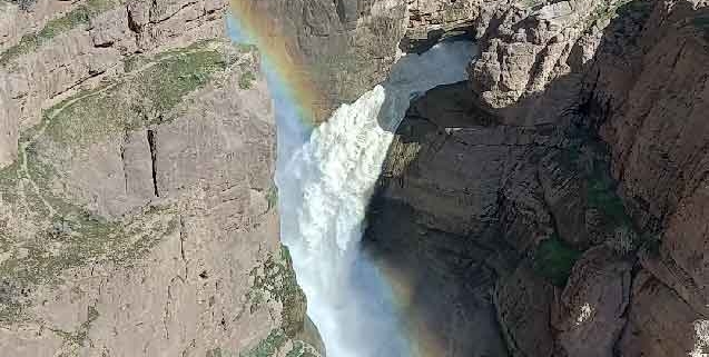 آبشار کردیت معروف به وحشی ترین آبشار ایران